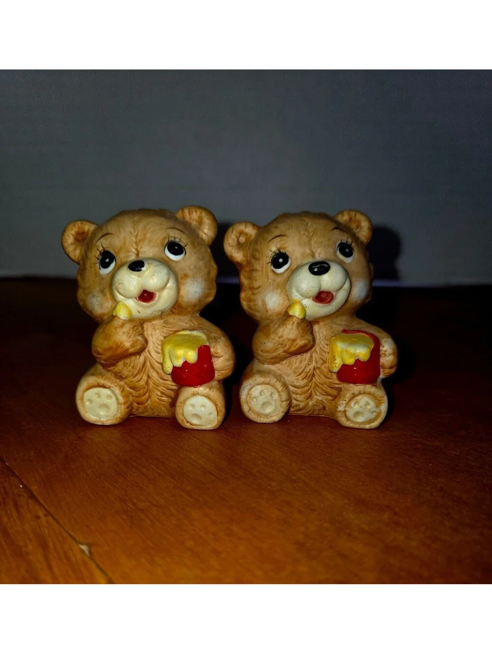 Vintage honey bear salt and pepper shakers